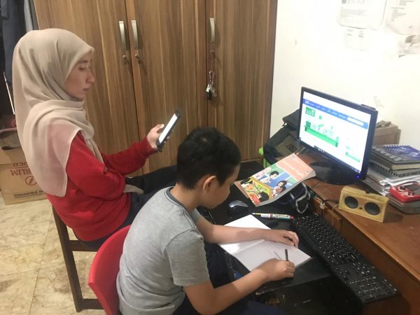 Belajar di Rumah, 6 Langkah Beri Siswa Tugas Membahagiakan